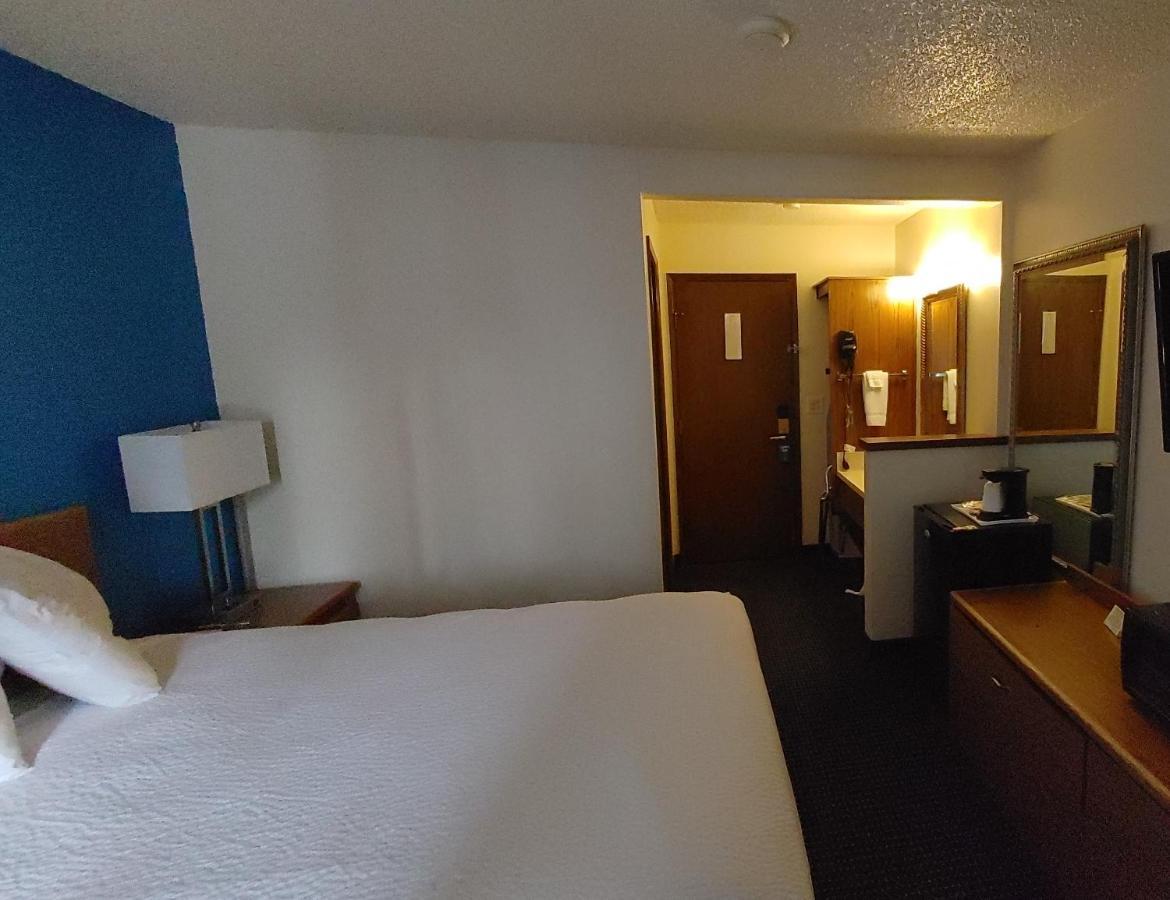 Days Inn By Wyndham Pocatello University Area Exteriör bild