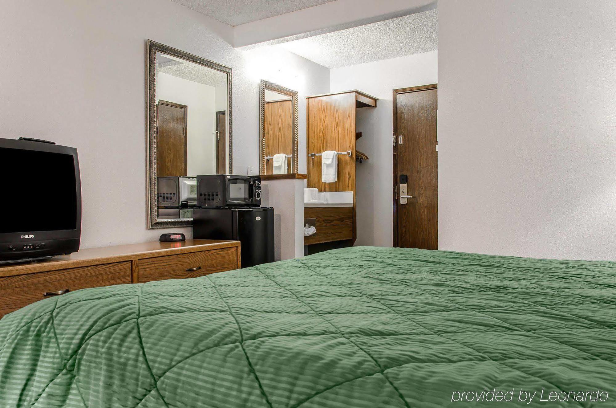 Days Inn By Wyndham Pocatello University Area Exteriör bild